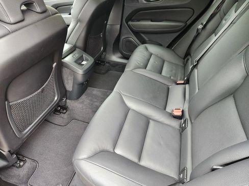 Used 2023 Volvo XC60 B5 Plus w/ Climate Package image 29