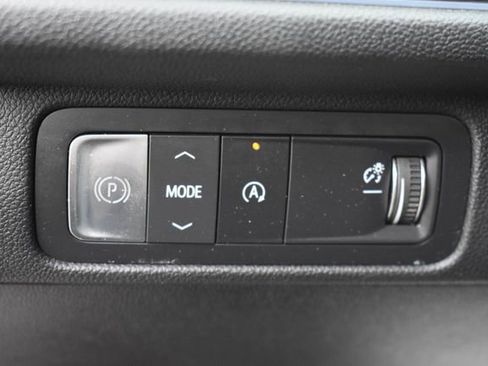 New 2025 Chevrolet Traverse High Country w/ LPO, Floor Liner Package FWD image 29