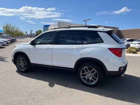 Used 2023 Honda Passport EX-L image 4