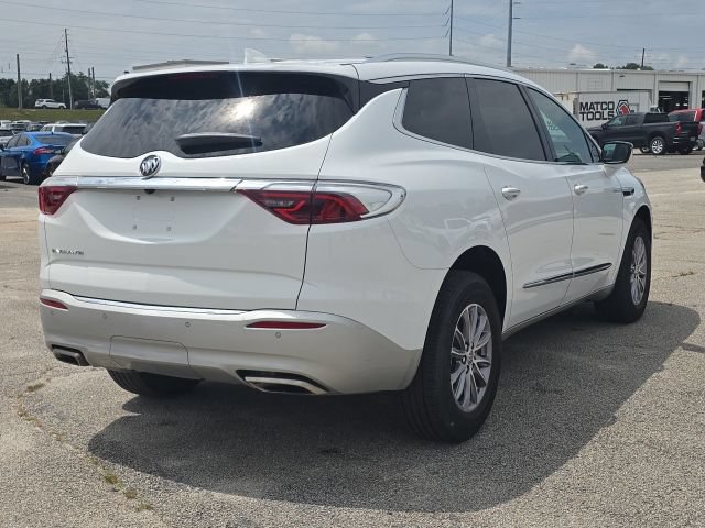 Used 2023 Buick Enclave Essence w/ LPO, Floor Liner Package FWD image 5
