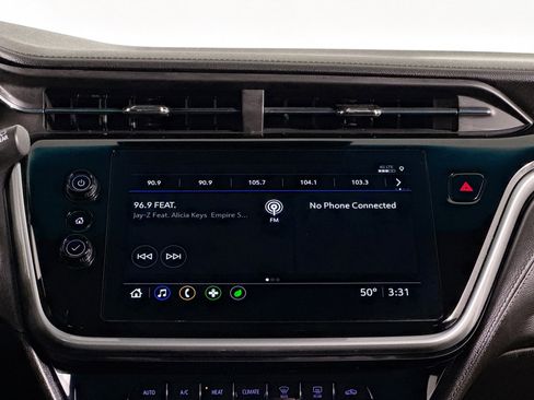 Used 2023 Chevrolet Bolt LT w/ Infotainment Package image 28