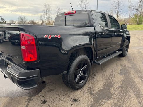 Used 2016 Chevrolet Colorado LT w/ Midnight Edition image 11