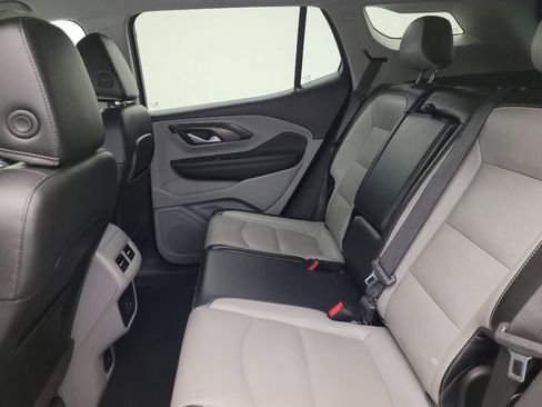 Used 2022 GMC Terrain SLT AWD/4WD image 18