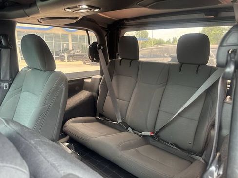 Used 2020 Jeep Wrangler Sport AWD/4WD image 25