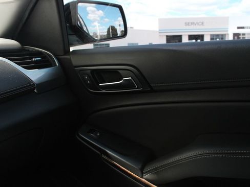 Used 2019 Chevrolet Tahoe LT AWD/4WD image 19