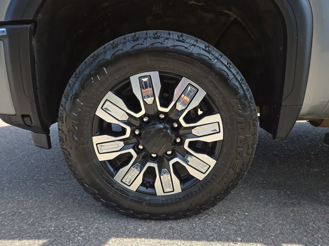 Used 2024 GMC Sierra 3500 Denali w/ Denali Reserve Package AWD/4WD image 7