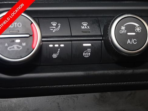 Used 2024 Alfa Romeo Stelvio Ti AWD/4WD image 8