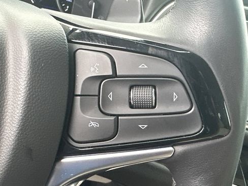 Used 2023 Buick Enclave Premium FWD image 28