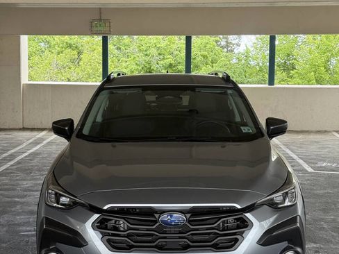 Used 2025 Subaru Crosstrek 2.5i Limited image 2