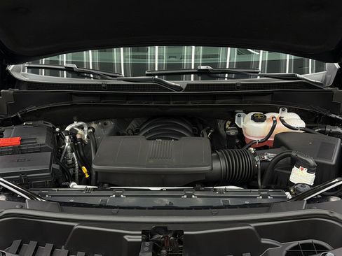 Used 2025 GMC Yukon XL Denali w/ Sun & Power Step Package image 17