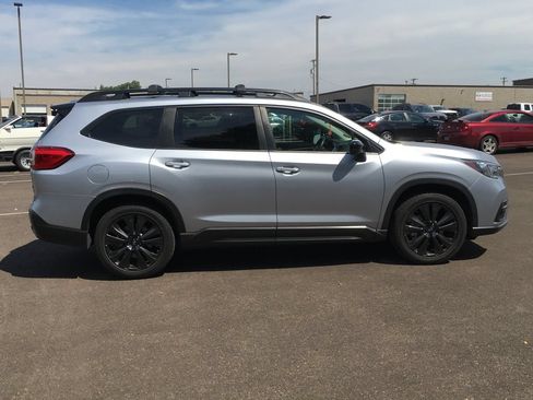Used 2022 Subaru Ascent Onyx Edition AWD/4WD image 7
