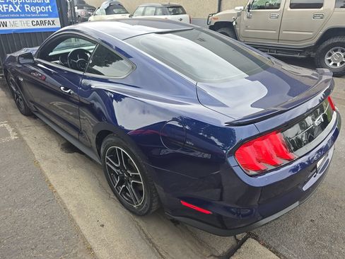 Used 2018 Ford Mustang GT RWD image 8