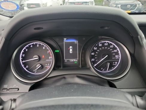 Used 2024 Toyota Camry SE image 17