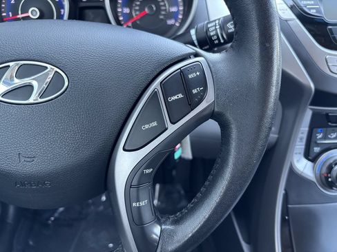 Used 2013 Hyundai Elantra Limited FWD image 15