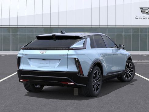 New 2026 Cadillac Lyriq Sport w/ LPO, Floor Liner Package AWD/4WD image 35