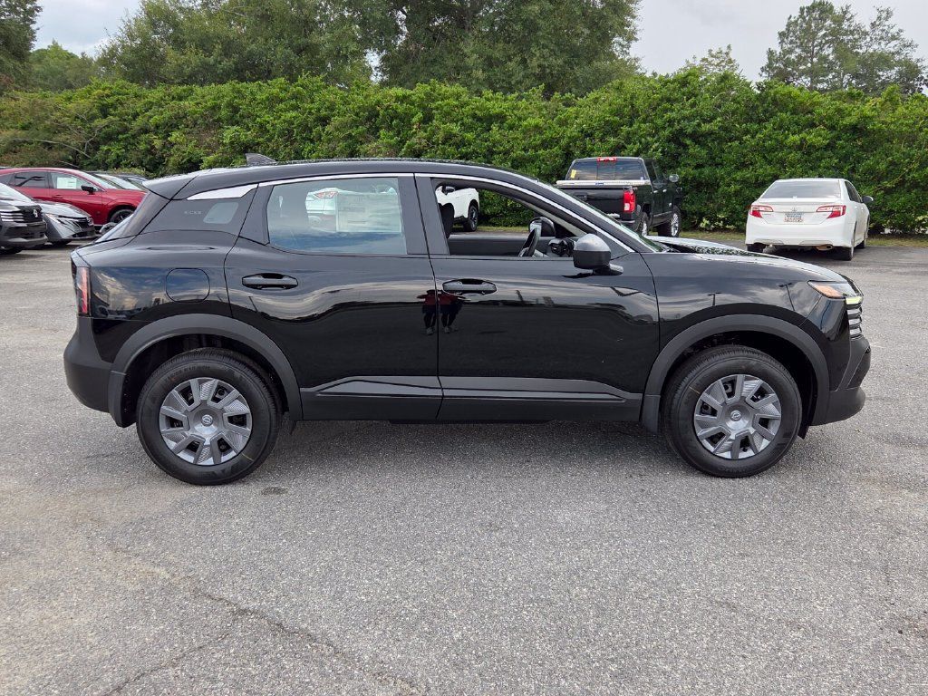 New 2027 Nissan Kicks S FWD image 13