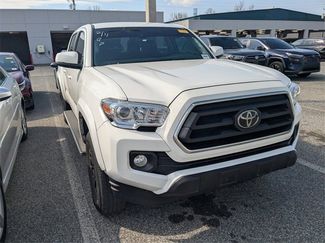 Used 2022 Toyota Tacoma SR5 video 1