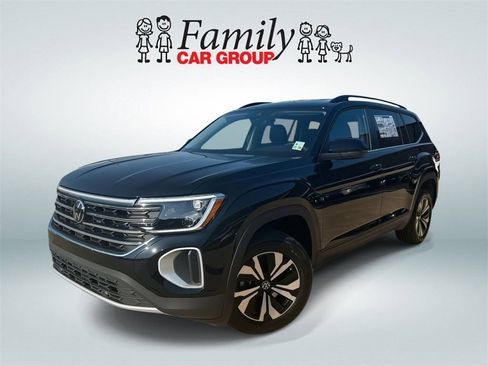 New 2026 Volkswagen Atlas SE FWD image 1
