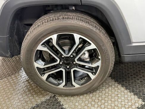 Certified 2024 Jeep Compass Limited image 13