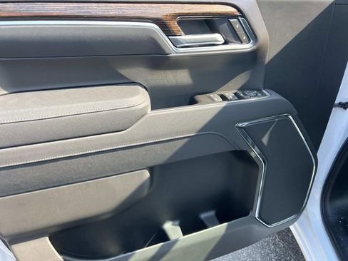 New 2026 GMC Sierra 1500 Elevation image 14