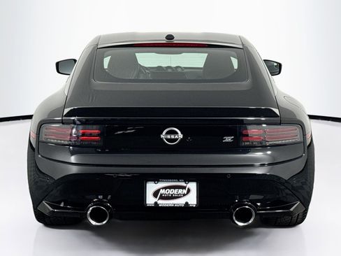 Used 2024 Nissan Z Performance w/ Floor Mat Package RWD image 10