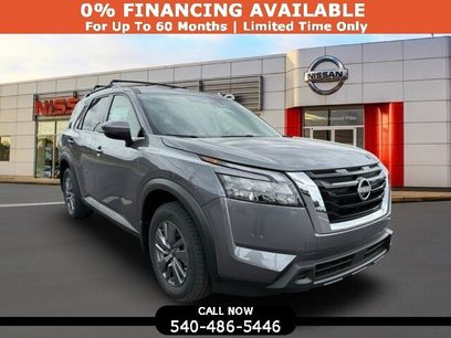 New 2025 Nissan Pathfinder SV