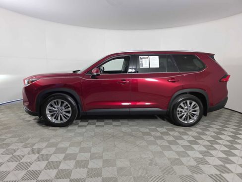 Used 2024 Toyota Grand Highlander Platinum image 5