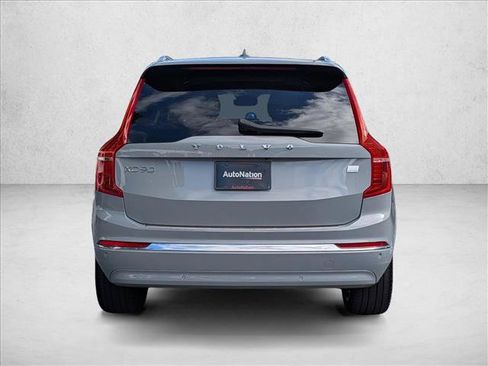 Used 2024 Volvo XC90 T8 Plus w/ Protection Package Premier AWD/4WD image 7