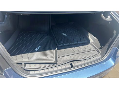 Used 2023 BMW 530e w/ Premium Package RWD image 16