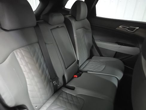 Used 2024 Kia Sportage X-Line w/ X-Line Premium Package AWD/4WD image 17