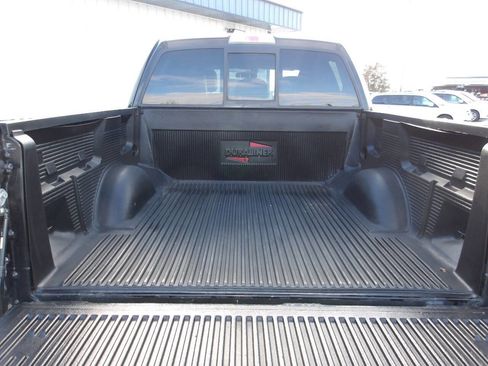 Used 2011 Ford F150 Platinum image 30