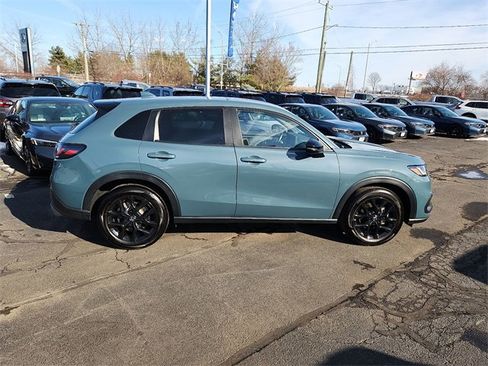 Used 2025 Honda HR-V Sport image 7