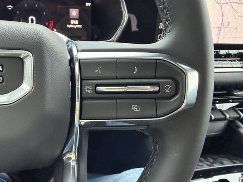 New 2026 GMC Canyon Elevation w/ Convenience Package image 14