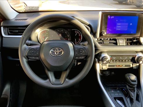 Used 2024 Toyota RAV4 XLE image 6