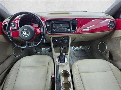 Used 2013 Volkswagen Beetle 2.5 FWD image 16