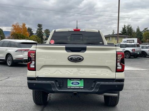 New 2025 Ford Ranger Lariat w/ Black Appearance Package image 4