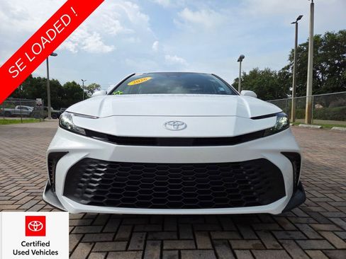 Used 2026 Toyota Camry SE FWD image 2