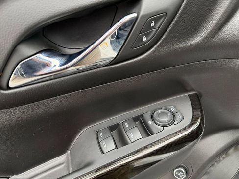 Used 2023 GMC Acadia AT4 image 11