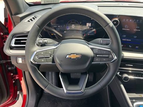 New 2026 Chevrolet Traverse LT w/ Driver Confidence Package FWD image 18