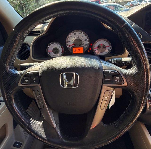 Used 2015 Honda Pilot Touring image 20