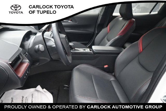 Used 2026 Toyota Prius Plug-In Hybrid FWD image 24