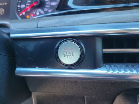 Used 2023 Kia K5 EX image 19