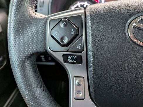 Used 2022 Toyota 4Runner TRD Sport w/ Technology Package AWD/4WD image 22