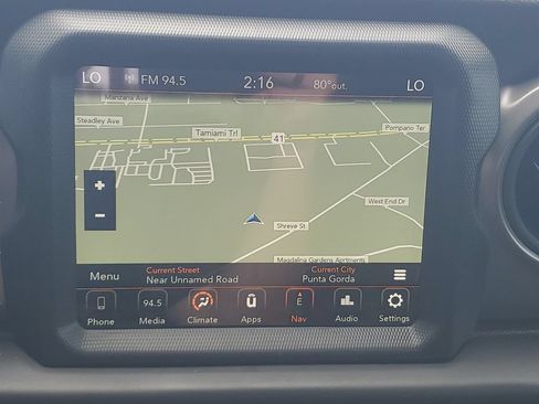 Used 2023 Jeep Gladiator Sport AWD/4WD image 19