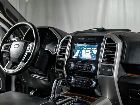 Used 2016 Ford F150 Lariat image 23