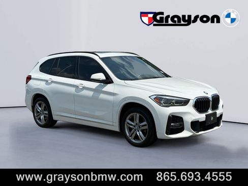 Used 2021 BMW X1 xDrive28i AWD/4WD image 1
