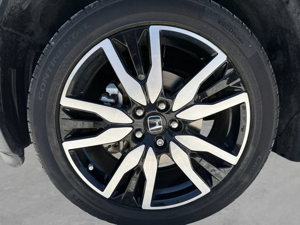 Used 2021 Honda Pilot Touring image 9