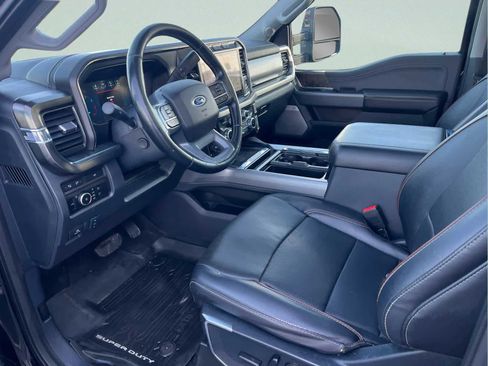 Used 2023 Ford F250 Lariat w/ Lariat Ultimate Package image 33