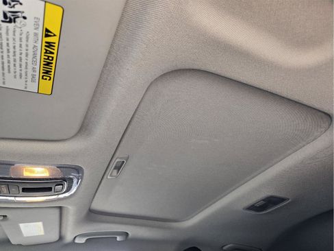 Used 2024 Hyundai Elantra SEL w/ Convenience Package FWD image 23