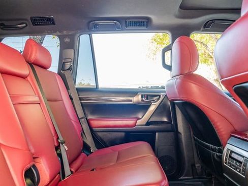 Used 2020 Lexus GX 460 Premium image 41